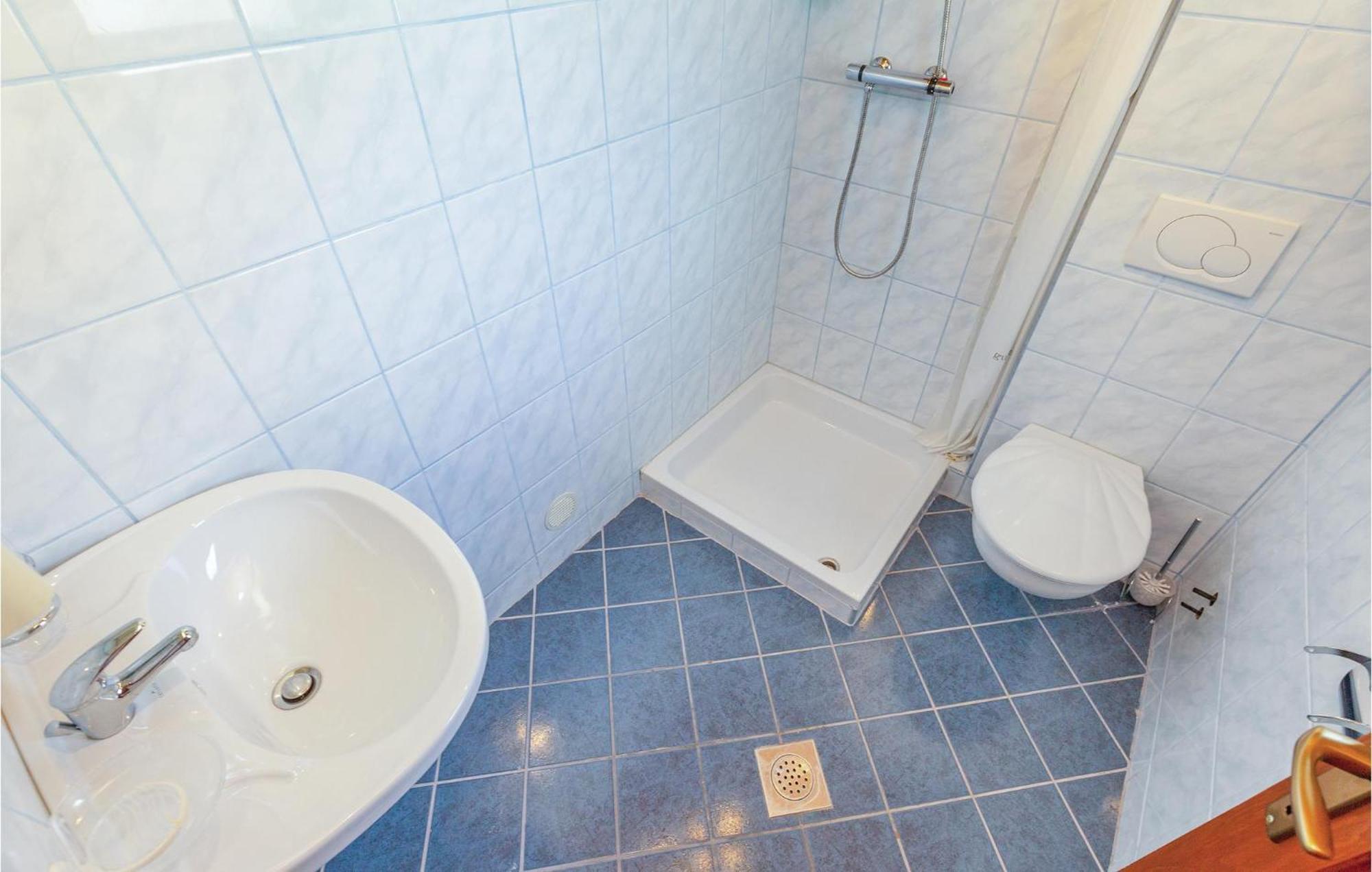 Stunning Apartment In Crikvenica With Wifi エクステリア 写真