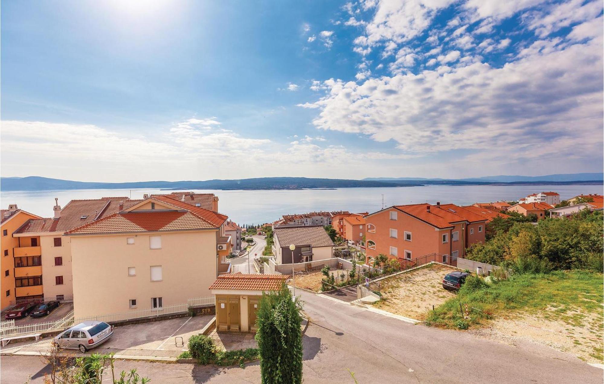 Stunning Apartment In Crikvenica With Wifi エクステリア 写真